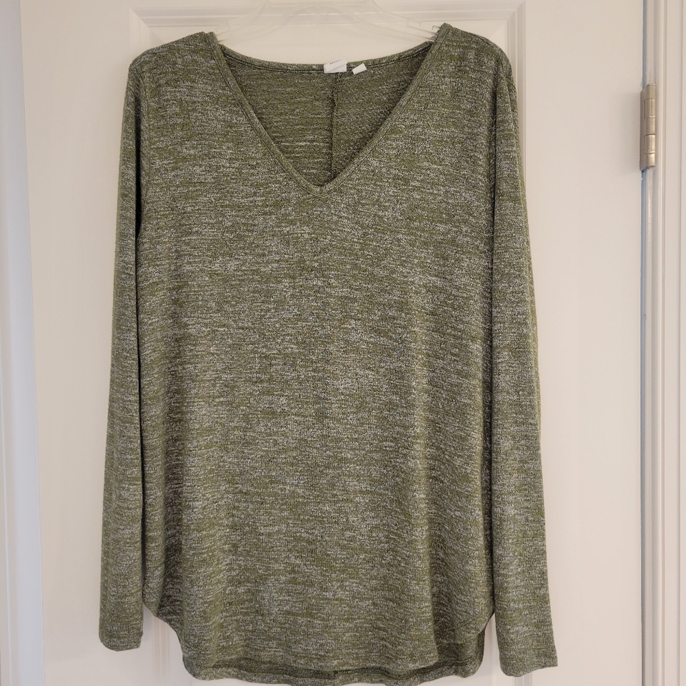 GAP Green and Gray Maternity Top